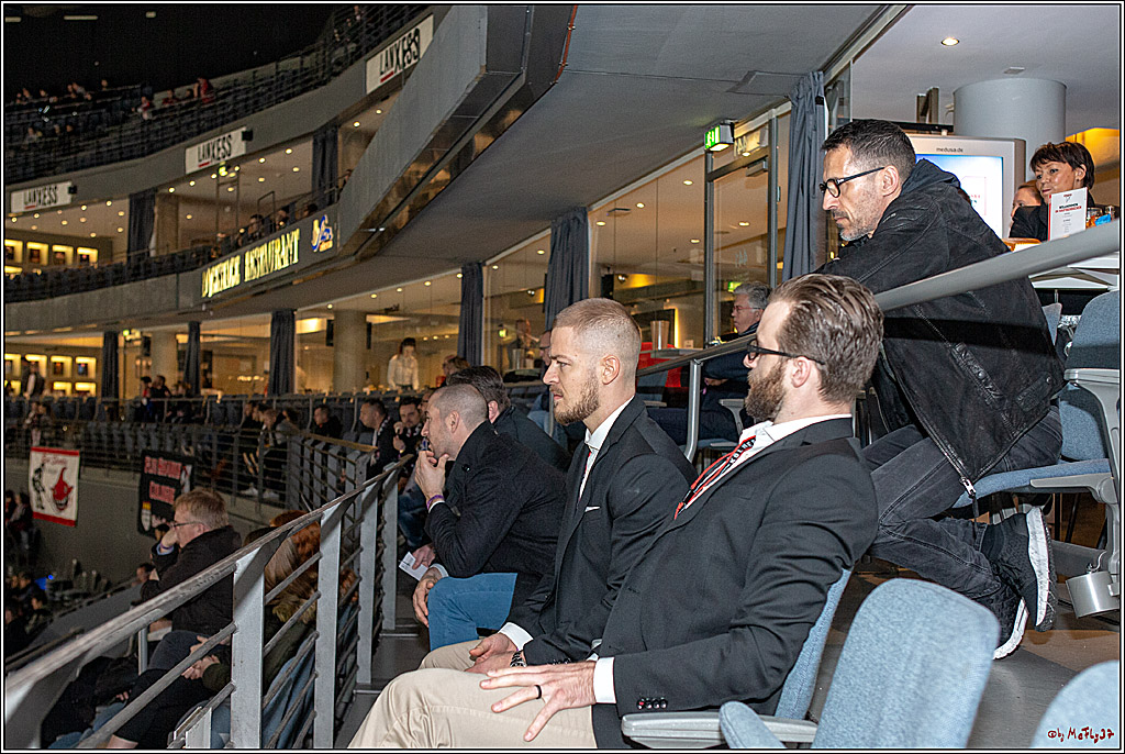 DEL; Koelner Haie - Schwenninger Wild Wings, 06.12.2018